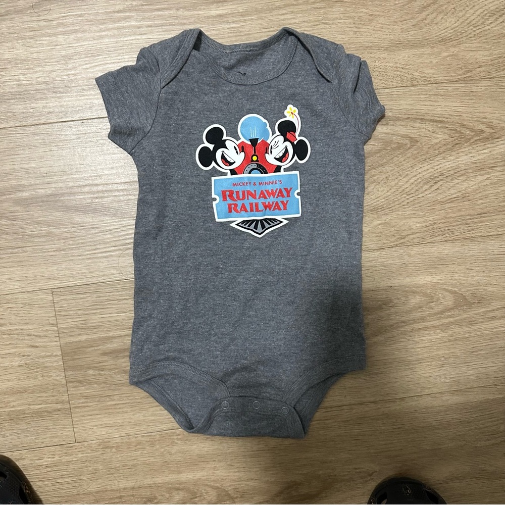 Disney Mickey & Minnie Gray 'Runaway Railway' Baby One-Piece sz 18 months